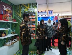 Ketua Dewan Pengurus Apeksi, Puji Booth Makassar