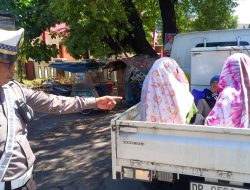 Satlantas Polres Gowa Tertibkan Mobil Pick Up Yang Angkut Penumpang