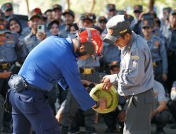 Kolaborasi Satpol PP dan Damkarmat Makassar Perkuat Keterampilan Satlinmas dalam Penanggulangan Kebakaran