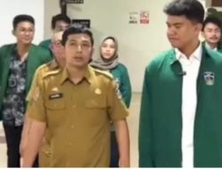 KKLP Mahasiswa UMI Makassar di Layani Kabag Humas Syahril