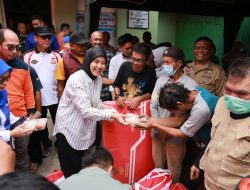 Peduli Korban Kebakaran, Wakil Wali Kota Makassar Salurkan Bantuan Bagi Warga Terdampak