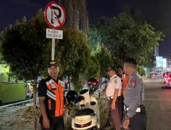 Personel Dishub Makassar Laksanakan Patroli Malam Sisir Jalan Penghibur, Ini Tujuannya :