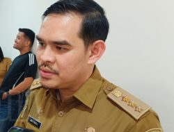 Camat Panakkukang Tertibkan 30 Lapak PKL di Lahan Pasum Milik Pemkot Makassar